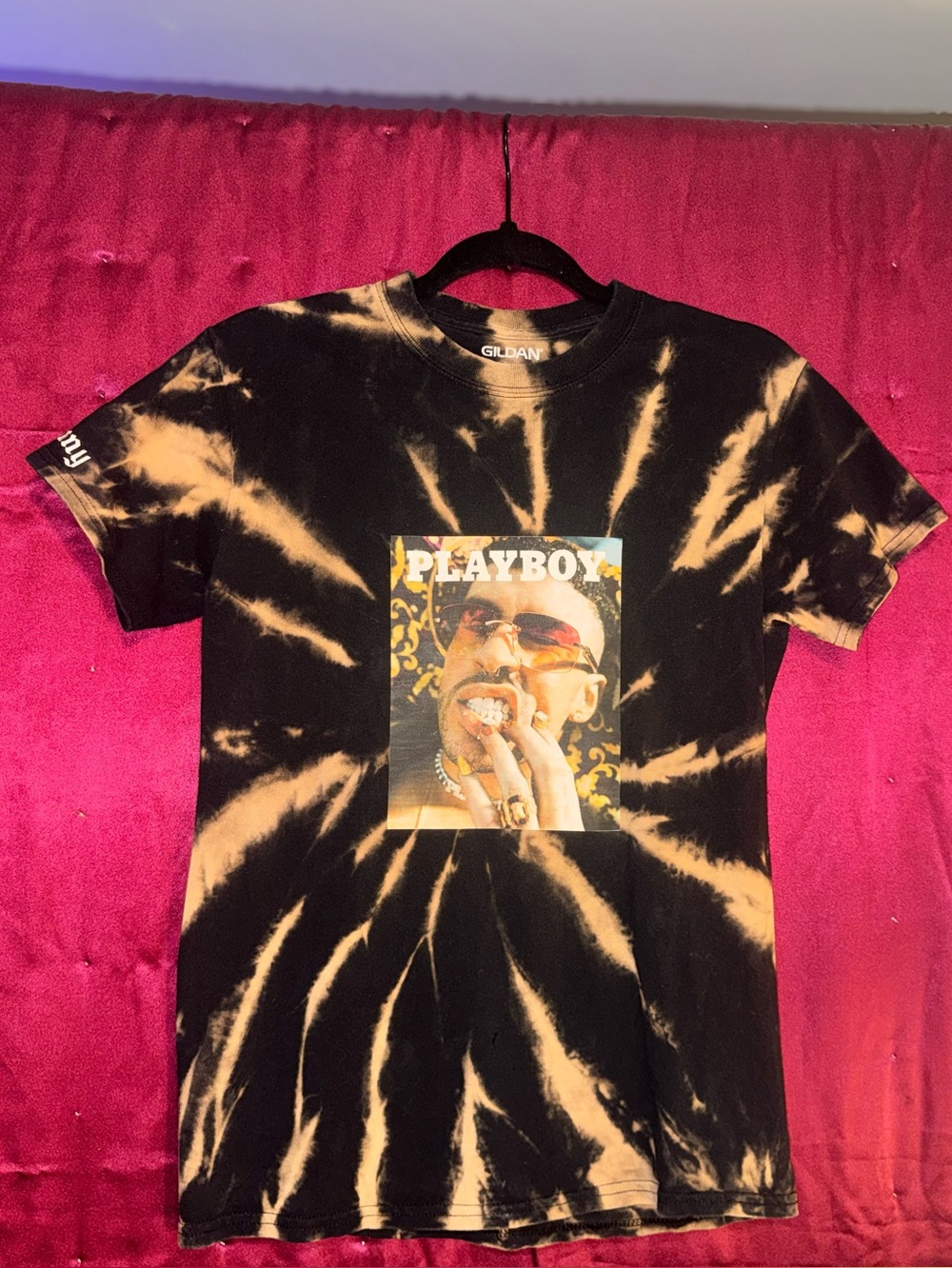 👑 Size Small Bad Bunny Playboy Top Gildan Black & Tan Bleach-Effect Tie-Dye Tee
